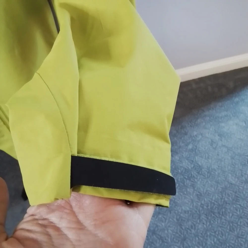 ARC'TERYX Beta SL Hybrid Mens Jacket GORE-TEX Lichen Neon Yellow - XL